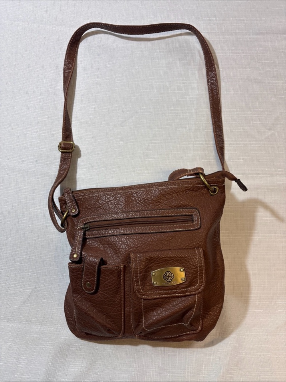 Treviso Brown Leather Crossbody Bag with Front Pockets - mag-snaps